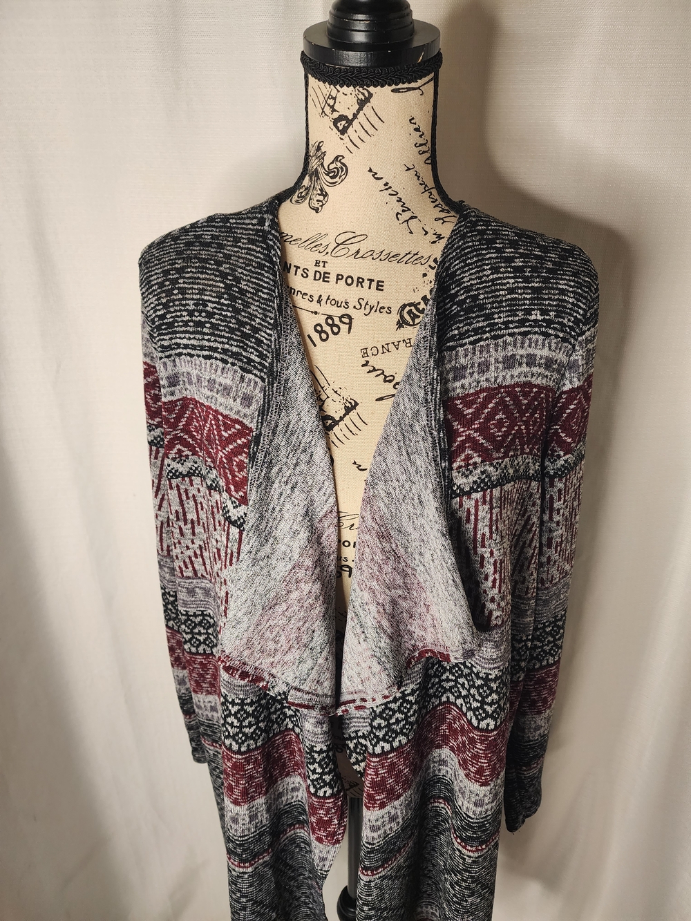 Absolutely Famous Cardigan - Picture 2 of 7